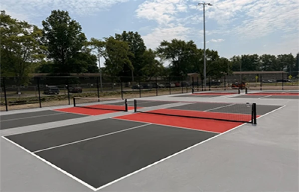 Sơn 6 Sân Pickleball Giảm Đau Gối tại Hội An
